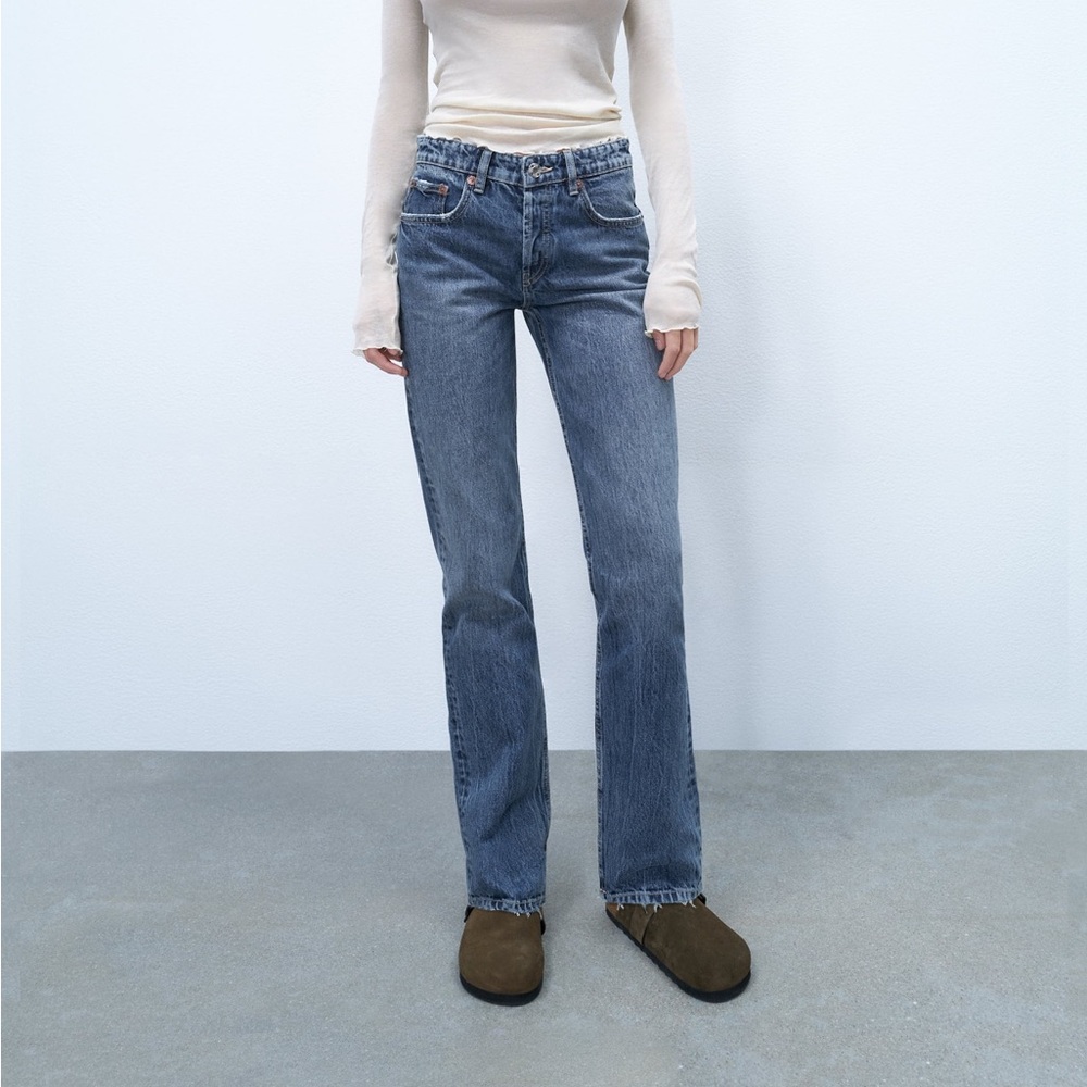ZARA mid rise straight jeans